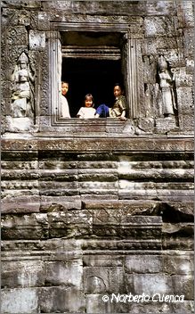 03_2003_12_C1_camboya_angkorwat18