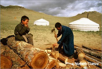 20_2004_07_mongolia_4de8_33