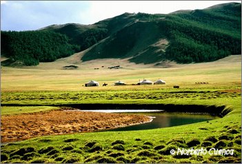 23_2004_07_mongolia_5de8_23