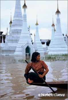 26_2004_09_myanmar_05de12_inlelake_30