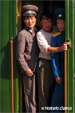 05_2005_10_north_korea_web_84