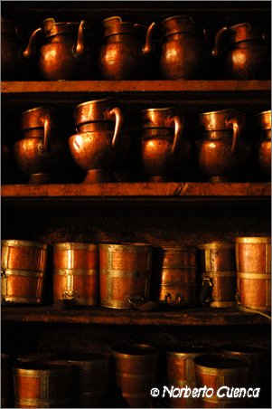 030_2005_08_tibet_0464a_lhasa1