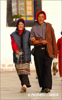 020_2005_08_tibet_0295_lhasa1