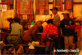 094_2005_08_tibet_1318_kailash_kora