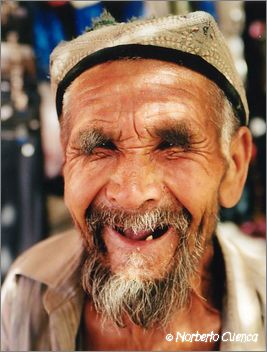 094_china2002_hotan_cunaaaao