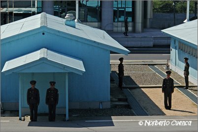2005_10_north_korea_web_21