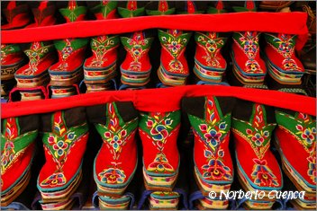 126_2005_08_tibet_1776_shigatse